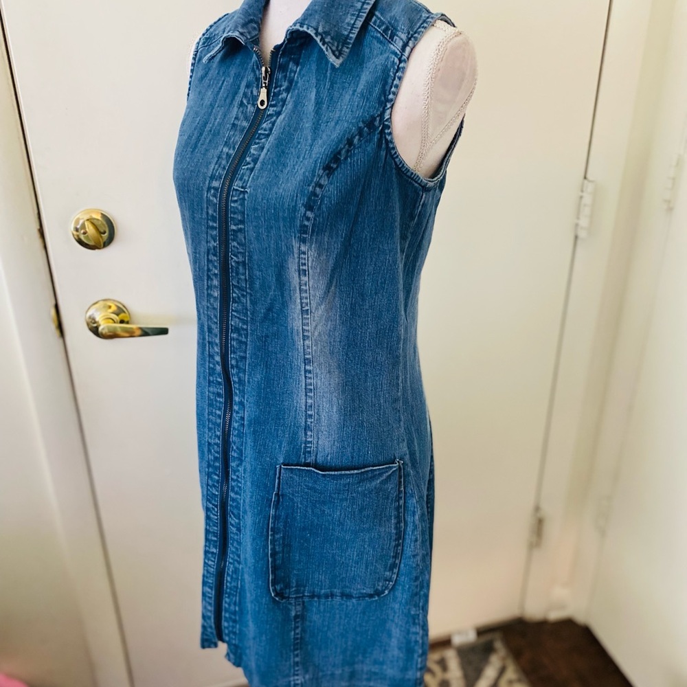 Sleeveless Denim Zip-Front Dress - Blue - Picture 4 of 8